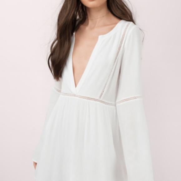 Tobi White Plunging Shift Dress || Cute Boho Chic - Picture 2 of 5